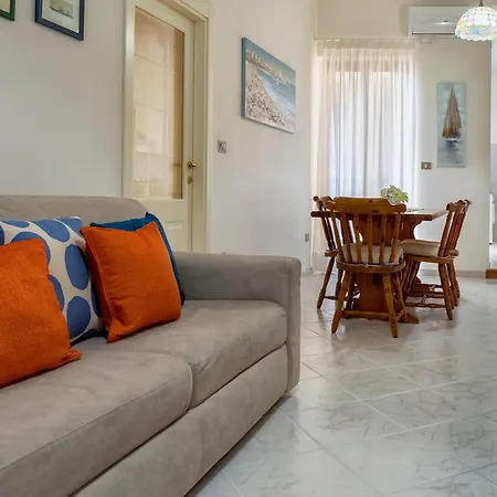 Sardinia Re - Corso 32 *